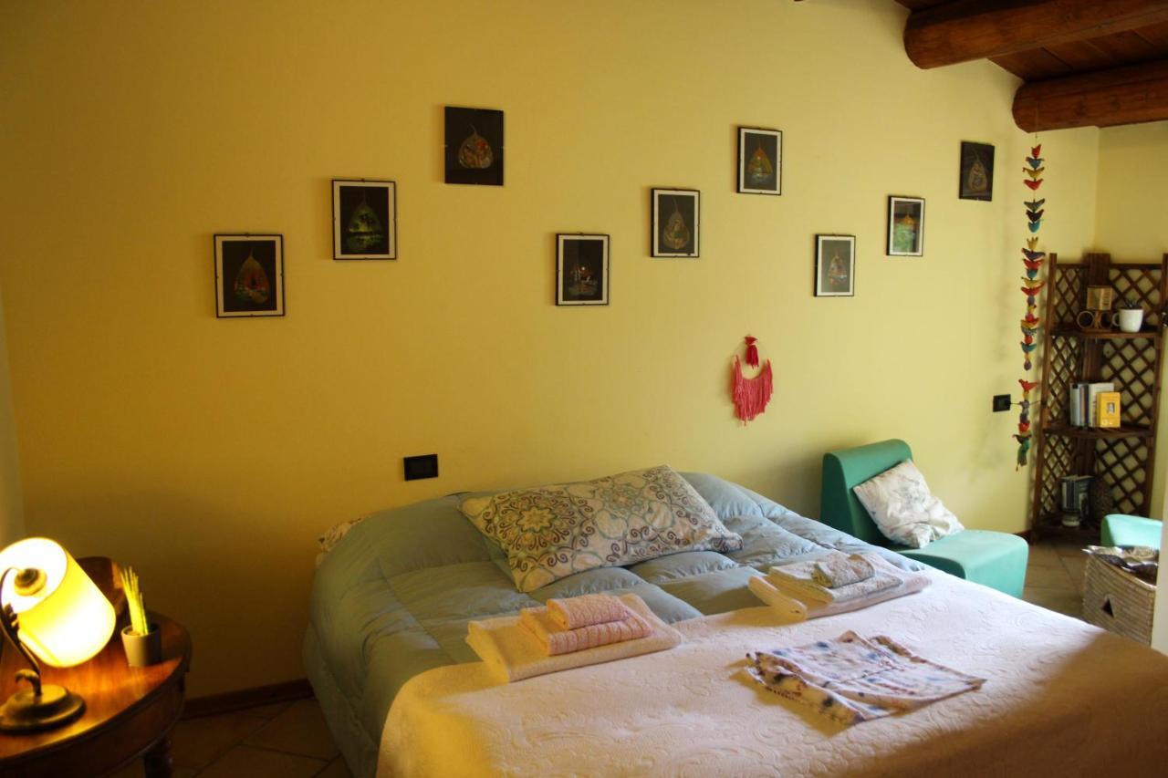 Casale Fontanile Bed And Breakfast Smerillo 외부 사진